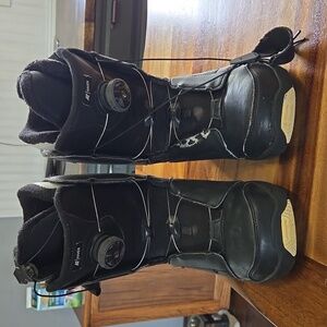 Womens Snowboard boots